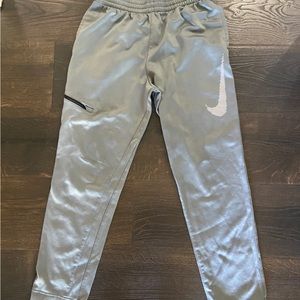 Nike joggers grey